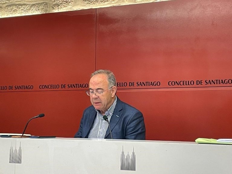 El Ayuntamiento de Santiago sanciona a la empresa adjudicataria del SAF por «incumplimiento grave del contrato»