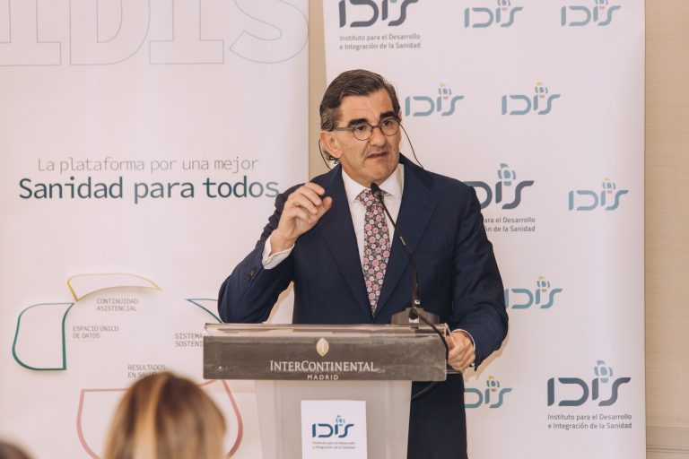 Galicia dispone de 18 hospitales privados, el 55% del total, pero las camas suponen el 22%, algo más de 2.000