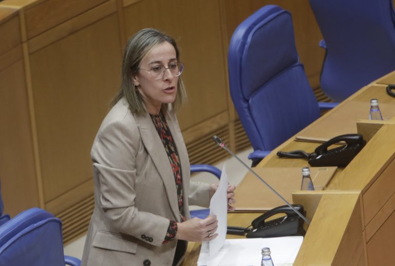 La Xunta insta al Gobierno a atender «el clamor social, empresarial e institucional» que pide descuentos para la AP-53