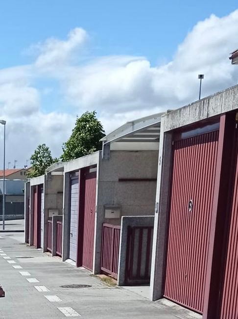 La compraventa de viviendas sube en Galicia un 3,8% frente a la caída del 12% estatal, según el Colexio Notarial