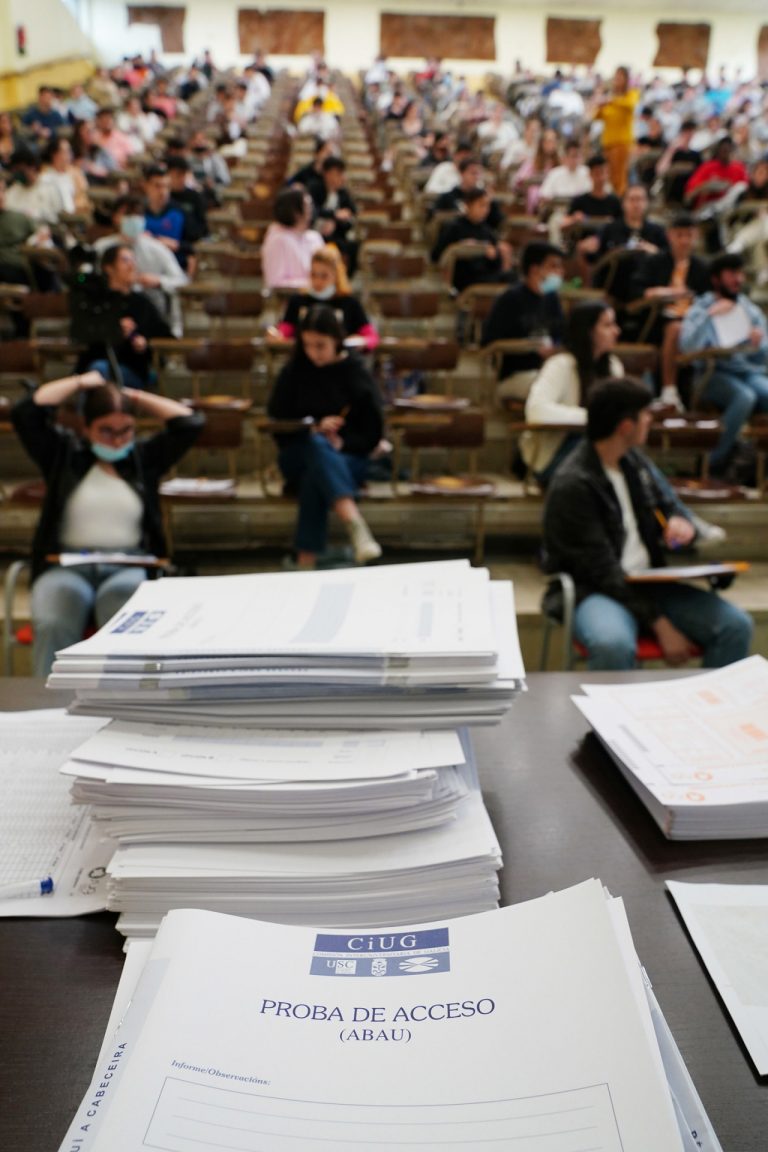 Las alumnos matriculados en Ciencia, Tecnología, Ingeniería y Matemáticas aumentan un 3,6% en Galicia