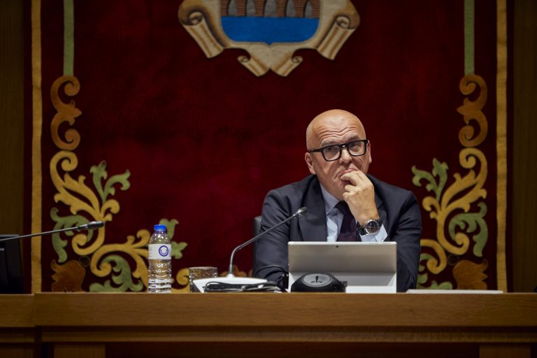 Baltar declara de forma telemática y fijan juicio por vía penal el 31 de mayo contra él, pero sus abogados recurrirán