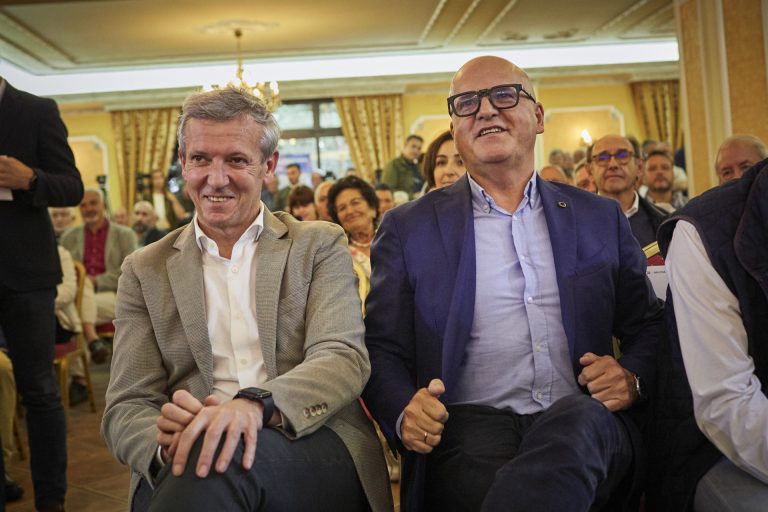Rueda arropa junto a Baltar al candidato de Pereiro de Aguiar: «Nos esperan 15 días de mucho ruido, ya lo escuchamos»