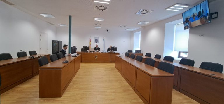 La Audiencia Provincial de A Coruña cuenta con una nueva sala para celebrar juicios con tribunal del jurado