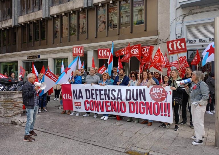 Personal de limpieza de Lugo se moviliza para demandar un convenio «digno» ante las «tomaduras de pelo» de la patronal