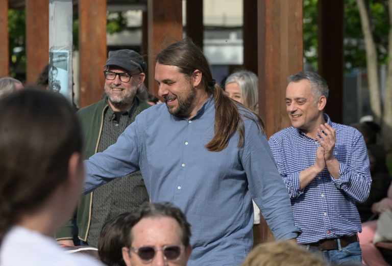 (AM)28M.-Xove (Marea Atlántica): «Hay que votar en clave local, no son elecciones a la Moncloa ni un paseo de ministros»