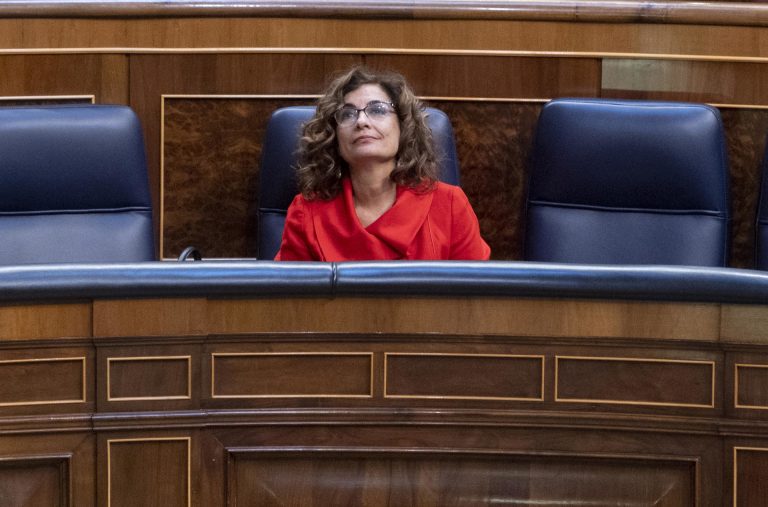 Los beneficiarios por error del cheque de 200 euros deberán devolverlo si presentan declaración de IRPF