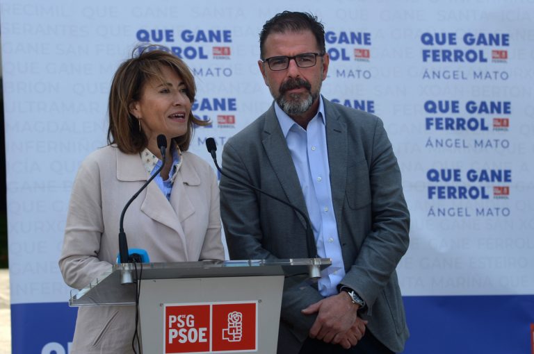 La ministra de Transportes se compromete en Ferrol a mejorar la conexión ferroviaria con A Coruña