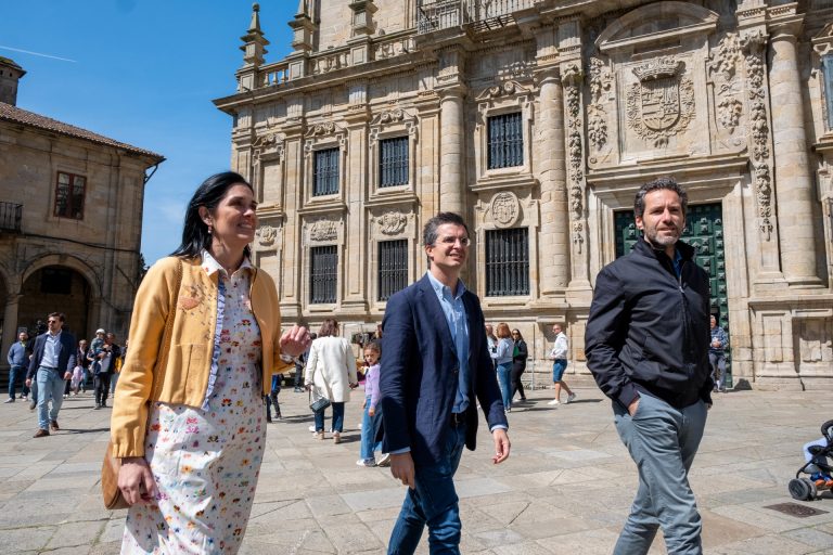 28M.- Sémper apoya a un Borja Verea que se ve «ganador» frente a un «tripartito de perdedores» en Santiago