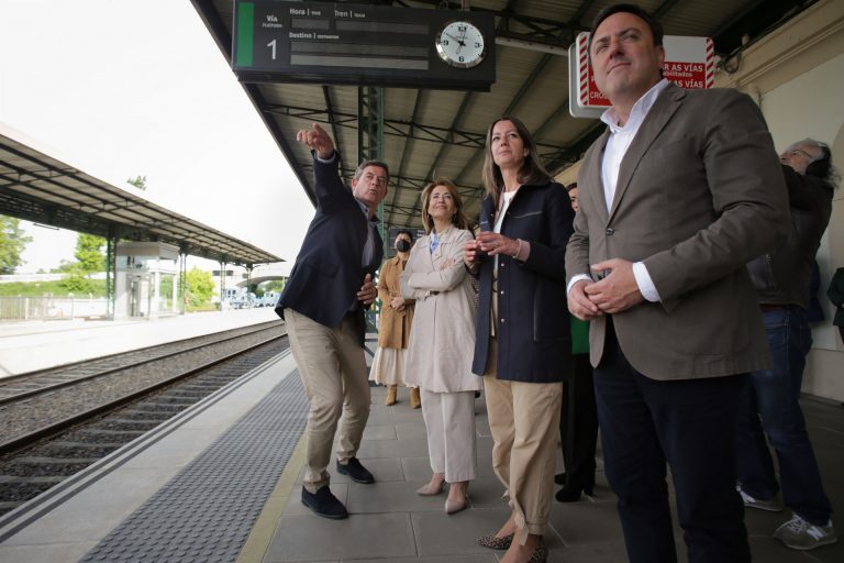 (AM) La ministra de Transportes dice que la recuperación de frecuencias es «total en prácticamente todas las líneas»