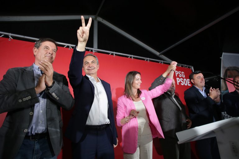 28M.- Zapatero pide el voto para Méndez, «la alcaldesa que se parece a Lugo», y carga contra la «antipolítica» del PP