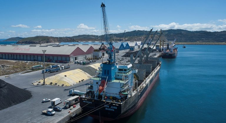 El tráfico de puertos del Estado en Galicia aumenta un 5% en el primer cuatrimestre