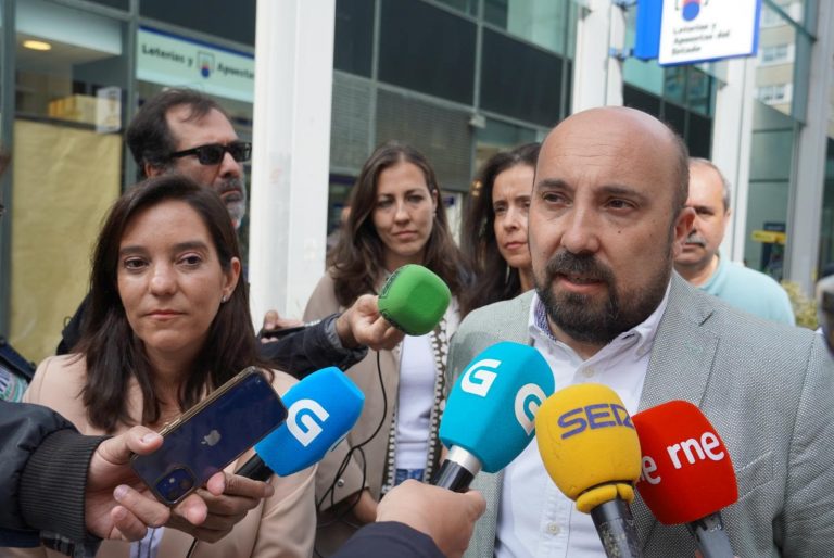 28M.- Lage (PSdeG) acusa a Rueda y a Feijóo de ponerse de «perfil» ante la «podredumbre» en Ourense
