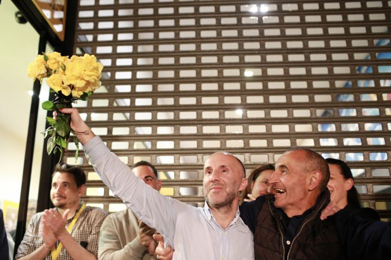 28M/M.- Jácome festeja su victoria en las urnas: «Ourense ha gritado y la democracia ha hablado»