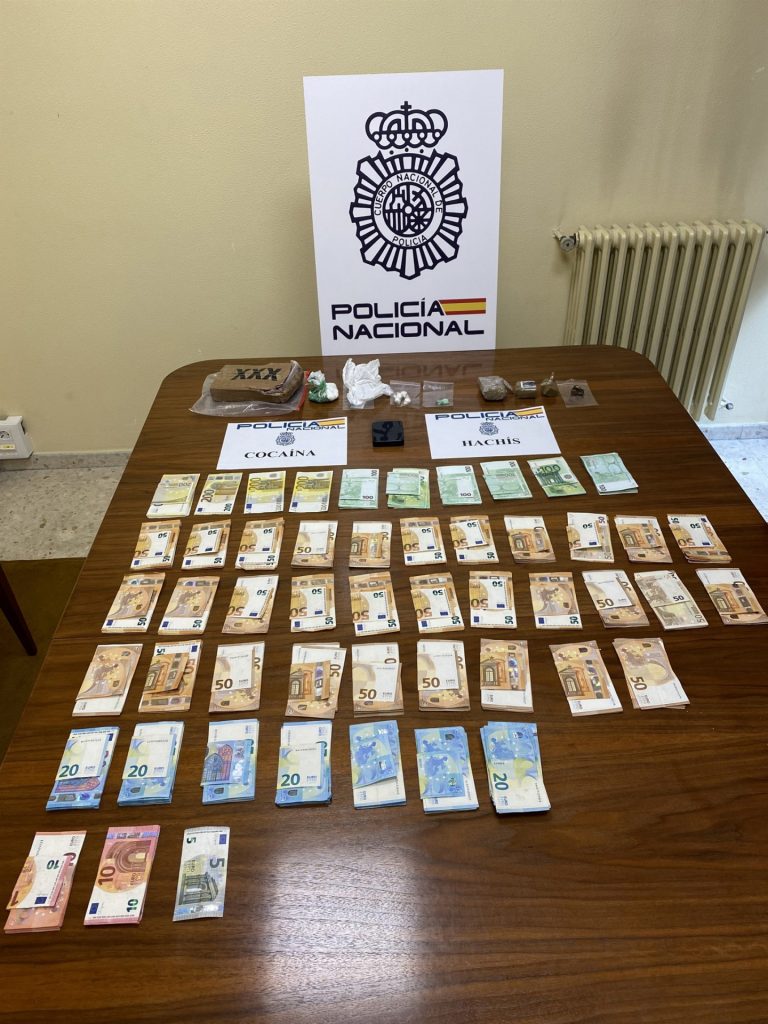 Detenido un hombre por tráfico de cocaína y hachís en Ourense