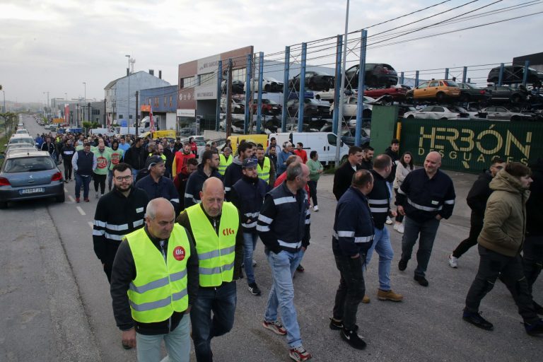 Las protestas en la huelga del metal de Lugo se centran en la patronal de talleres, la «única» que «mantiene el pulso»