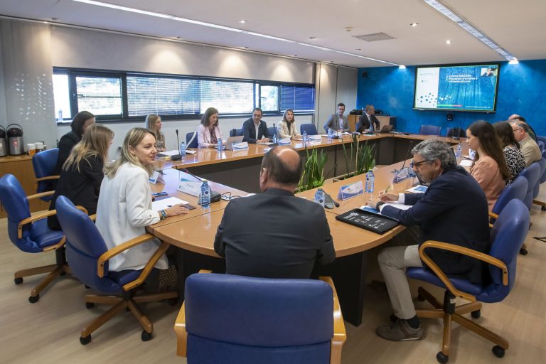 La alianza industrial gallega del hidrógeno verde completa la puesta en marcha de sus cuatro comités ejecutivos