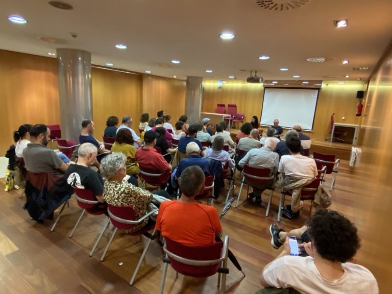 Compostela Aberta negociará un gobierno de coalición con el BNG en Santiago