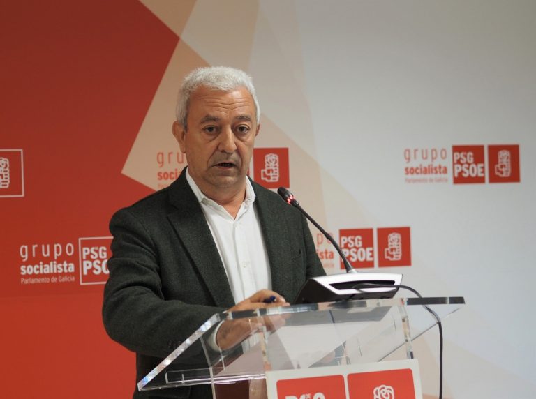 Álvarez (PSdeG), ante la salida de Conde de la Xunta, critica la «irrelevancia» de un Rueda a la «sombra» de Feijóo