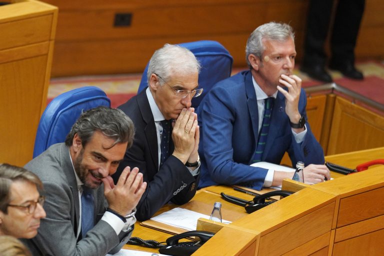 Sindicatos tildan de «continuistas» los cambios en el Gobierno gallego ya que «las políticas seguirán siendo las mismas»