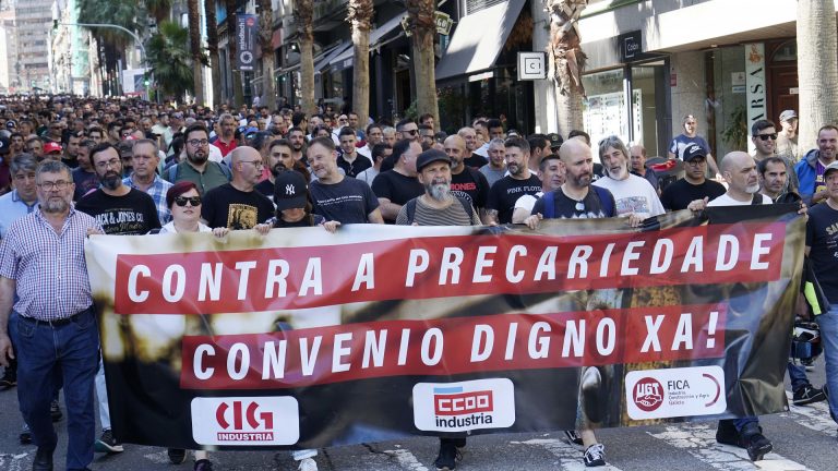Los sindicatos del metal de Pontevedra reiteran su «voluntad clara de negociar» pero rechazan desconvocar los paros