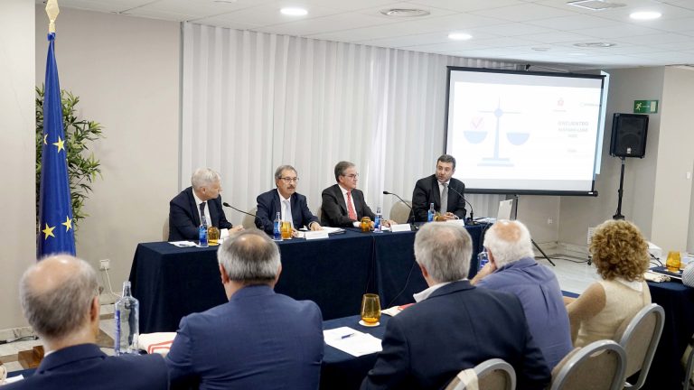 Jueces españoles y portugueses se reúnen en Vigo para abordar cuestiones comunes y consolidar su «buena relación»