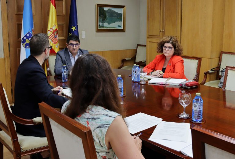 El nuevo delegado del Gobierno inicia su labor con una evaluación de medios antincendios ante la campaña de alto riesgo