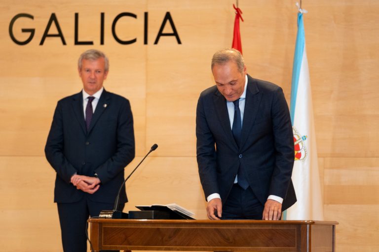 Toman posesión los nuevos delegados de la Xunta en Vigo y Pontevedra, a los que Rueda encomienda diálogo con «todos»