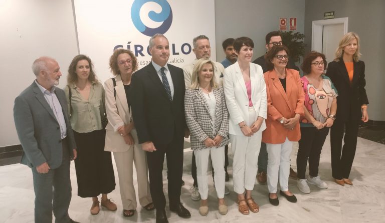 23J.- Pontón (BNG) repite que «hay que romper el guión centralista» y conseguir «un grupo gallego fuerte» en Madrid