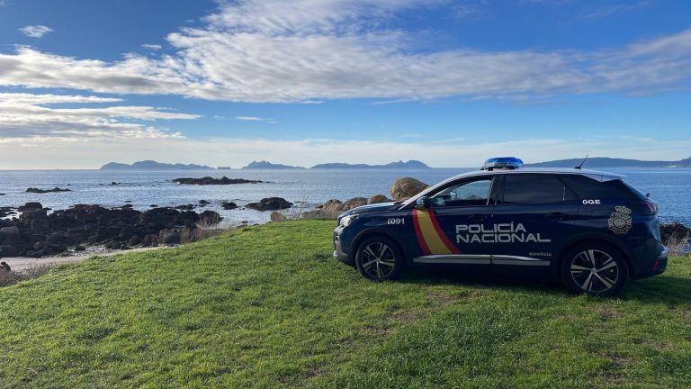 Detenidos un hombre y una mujer en la desarticulación de un punto de venta de drogas en Vigo