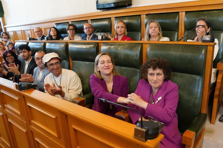 ‘Alba de Compostela’ será el acto institucional de Raxoi el 25 de julio con el rechazo de la oposición