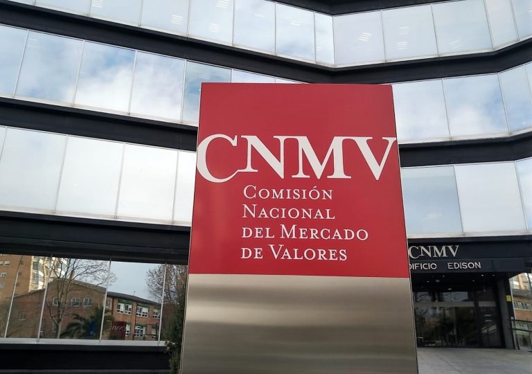 La CNMV registra cerca de un centenar de reclamaciones en Galicia en 2022