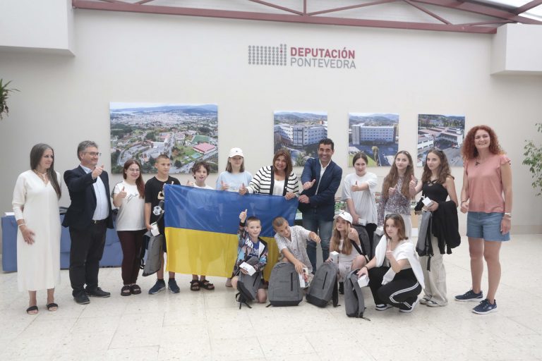 Una decena de menores de la ciudad ucraniana de Bucha pasarán agosto en un campamento de la Diputación de Pontevedra