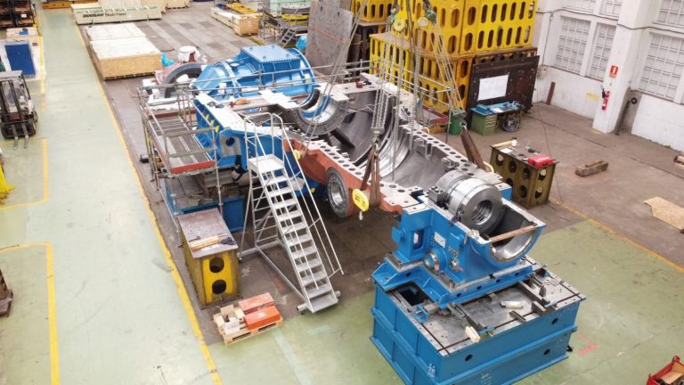 Navantia Ferrol inicia el montaje de una turbina de vapor para una planta energética de Mozambique