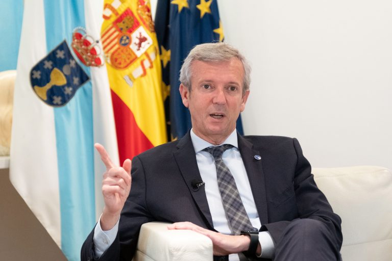 Rueda rechaza «demonizar» a Vox y contrapone que Bildu llevó a condenados de ETA en sus listas: «Hay diferencias»