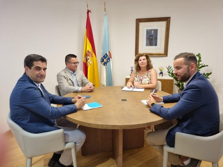 La Xunta y el Ayuntamiento de Porqueira (Ourense) valoran la posibilidad de una nueva concentración parcelaria