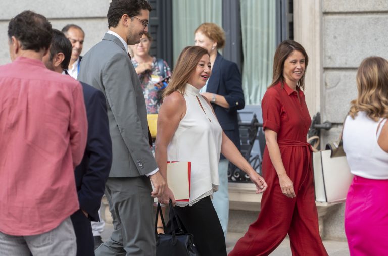 Francina Armengol, elegida presidenta del Congreso con mayoría absoluta en la primera votación y el apoyo del BNG