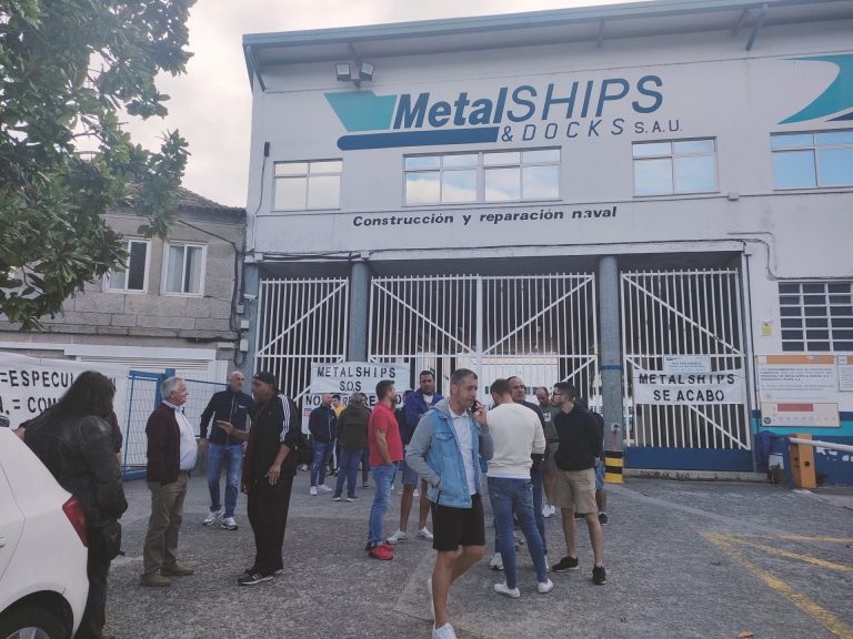 El astillero vigués Metalships inicia la huelga indefinida con «seguimiento total» y una denuncia ante Inspección