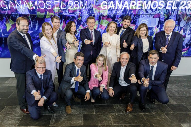 Los ‘barones’ del PP se conjuran con Feijóo para una «oposición fuerte» contra Sánchez durante un almuerzo en ‘Génova’