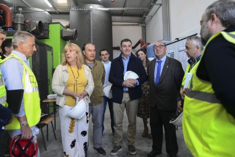 La Xunta trabaja en la mejora de la eficiencia energética de centros educativos con rehabilitaciones integrales