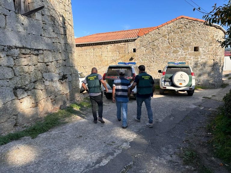 Detienen a un hombre de 50 años acusado de tres incendios forestales en Xinzo de Limia (Ourense)