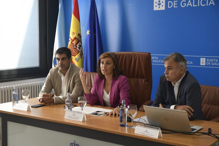 Ángeles Vázquez se reúne en Ourense con el sector inmobiliario para informar sobre la conversión de bajos en viviendas