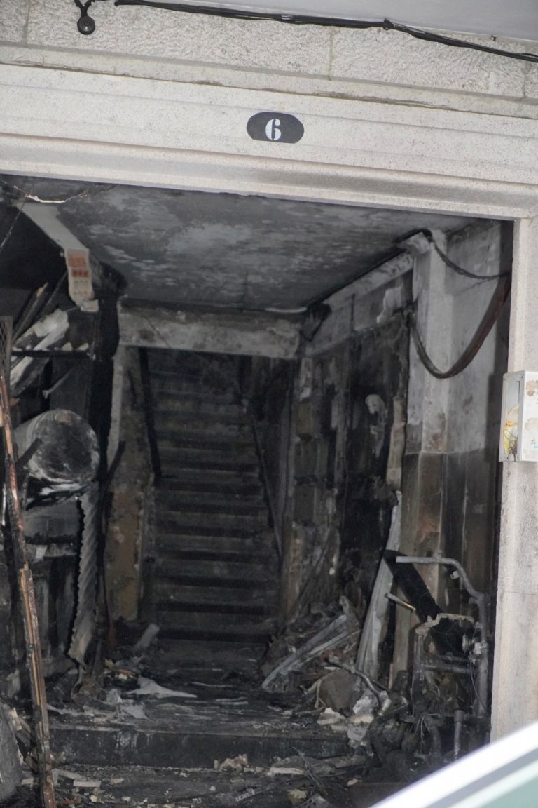 El edificio incendiado en Vigo estaba ‘okupado’ y pendiente de desalojo, pero no presentaba daños estructurales