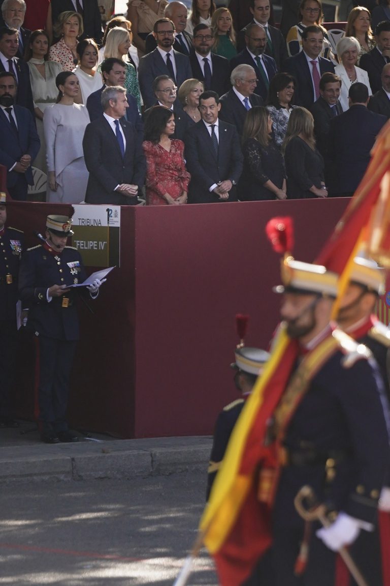 12-O.- Rueda participa en el homenaje a la bandera y desfile militar en Madrid