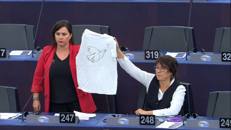 Eurodiputados de IU, Podemos y BNG piden a Metsola que se disculpe por no condenar los «crímenes de guerra» de Israel