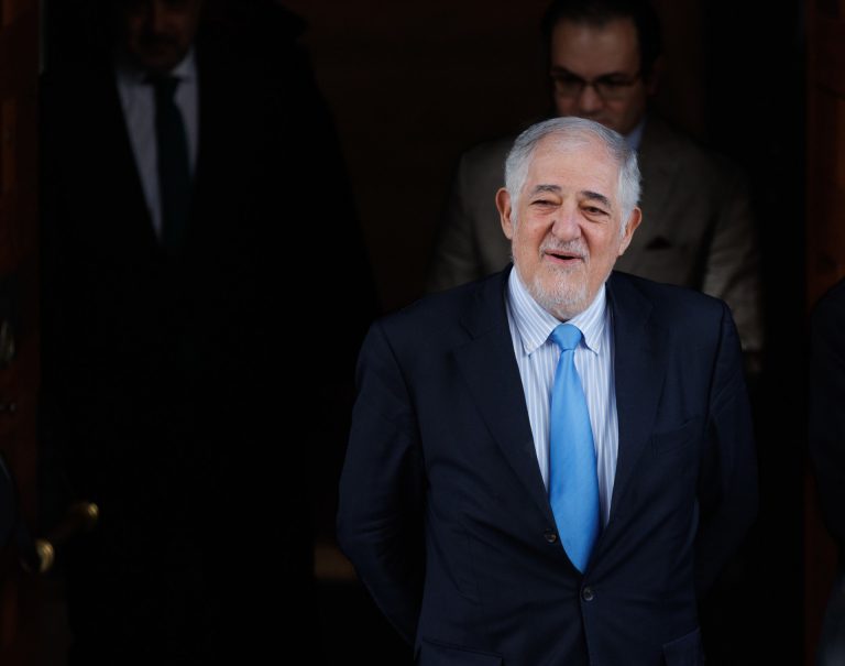 El presidente del TC defiende el respeto entre los poderes del Estado y evitar las «descalificaciones públicas»