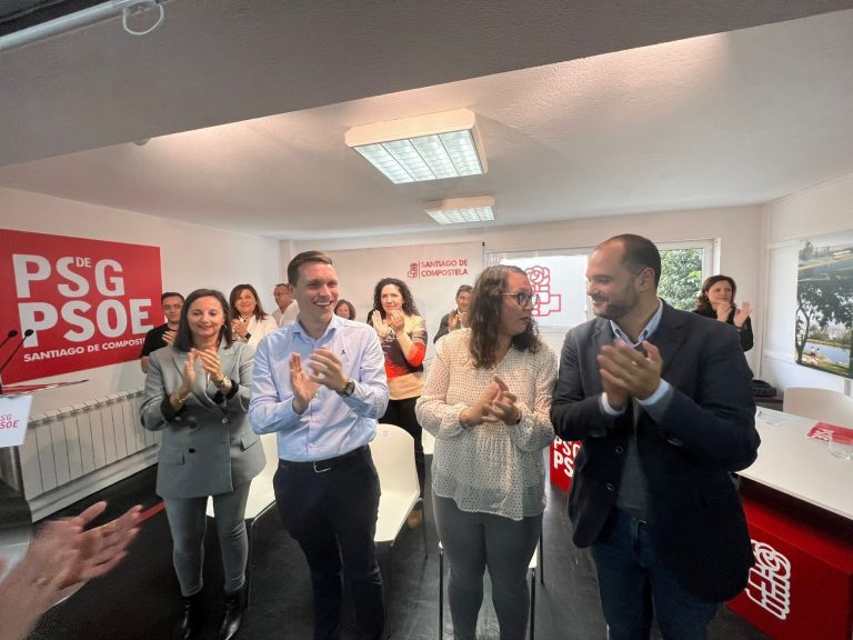 Aitor Bouza, elegido secretario del PSOE de Santiago con Marta Álvarez Santullano de dos y Pedro Blanco en la ejecutiva