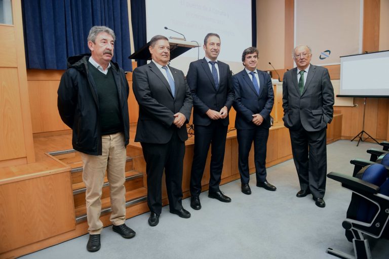 Autoridades y expertos apelan a impulsar el «crecimiento azul» en puertos para el aprovechamiento sostenible de recursos
