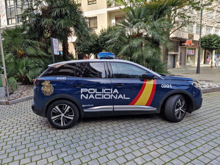 Detenidas tres personas en Vigo por la comisión de tres robos con violencia
