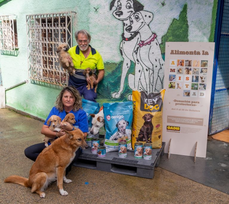 Gadis reparte 64.455 kilos de productos entre 70 protectoras de animales
